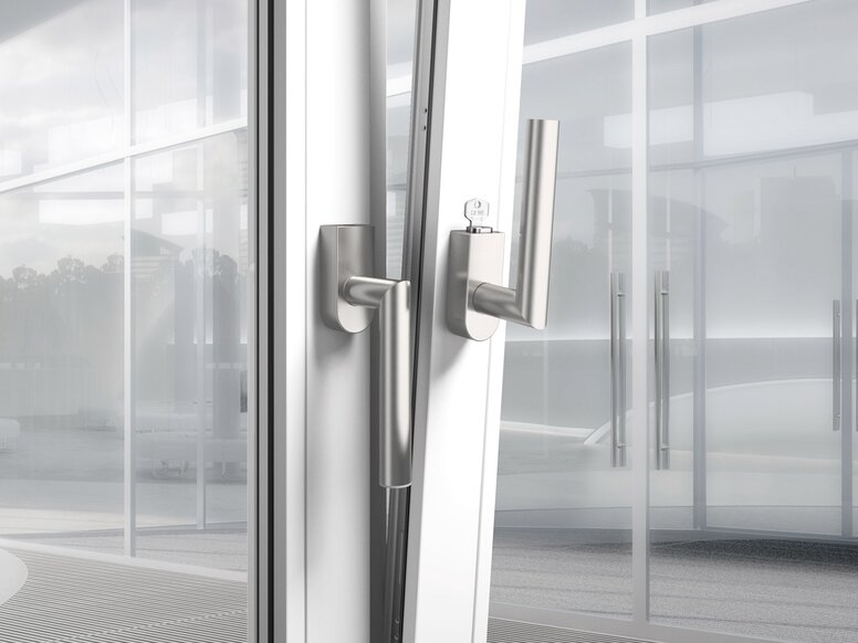 Lockable window handles