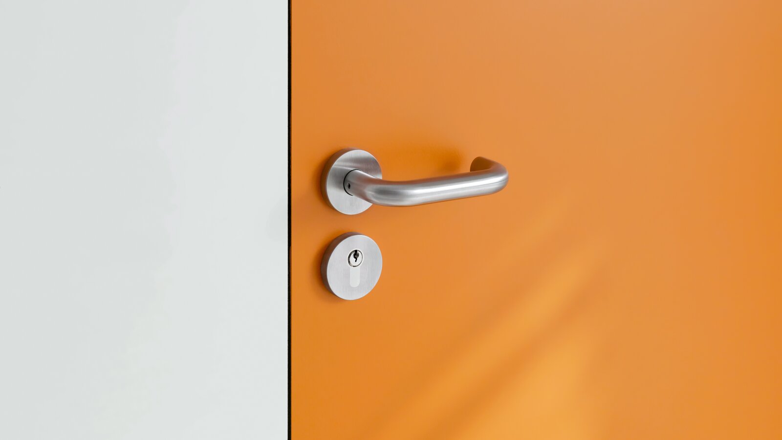 System 111 stainless steel lever handle