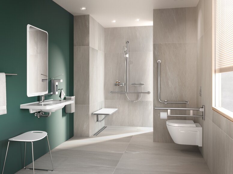 Barrier-free bathroom with washbasin, shower area and WC System 900 stainless steel