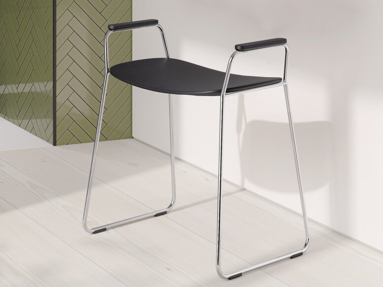 Shower stool with side support handles, seat in the color deep black and with a chrome-plated frame